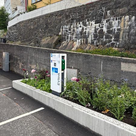 Fin Leilighet, Sentralt Og Sjonaert,Med Parkering Arendal Eksteriør billede